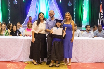 Foto - Formatura Ensino Fundamental I
