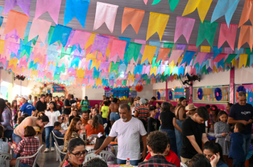 Foto - Arraiá da EMEF Pompeia (Grupão)