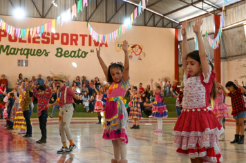 Foto - Arraiá da EMEF Pompeia (Grupão)