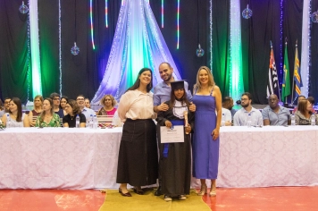 Foto - Formatura Ensino Fundamental I