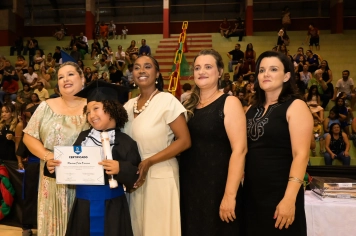 Foto - Formatura Ensino Fundamental I