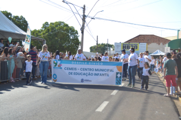 Foto - Desfile Cívico - Pompeia 97 anos