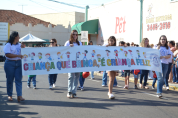 Foto - Desfile Cívico - Pompeia 97 anos