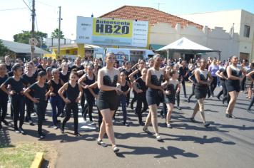 Foto - Desfile Cívico - Pompeia 97 anos