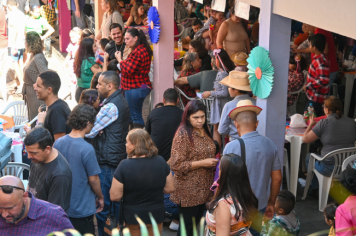 Foto - Arraiá da EMEF Pompeia (Grupão)