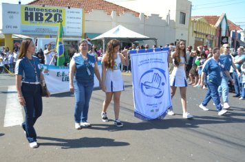 Foto - Desfile Cívico - Pompeia 97 anos