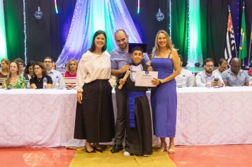 Foto - Formatura Ensino Fundamental I