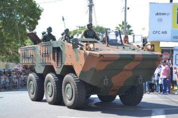 Foto - Desfile Cívico - Pompeia 97 anos