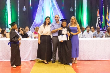 Foto - Formatura Ensino Fundamental I