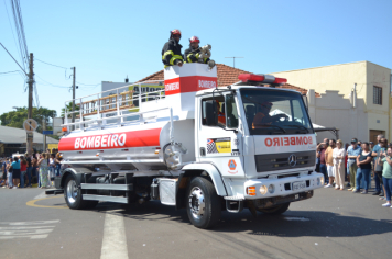 Foto - Desfile Cívico - Pompeia 97 anos