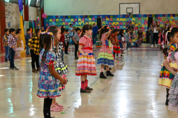 Foto - Arraiá da EMEF Pompeia (Grupão)