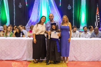 Foto - Formatura Ensino Fundamental I