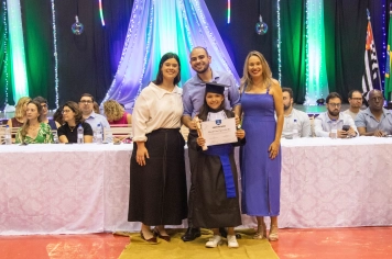 Foto - Formatura Ensino Fundamental I