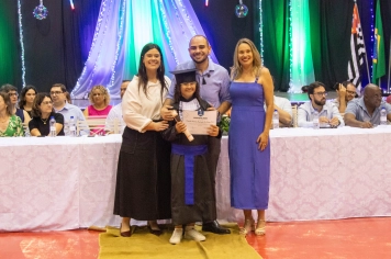 Foto - Formatura Ensino Fundamental I