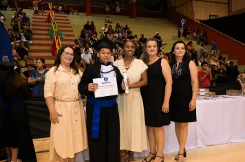 Foto - Formatura Ensino Fundamental I