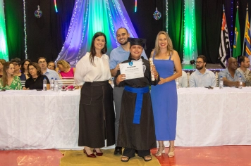 Foto - Formatura Ensino Fundamental I