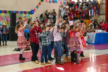 Foto - Arraiá da EMEF Pompeia (Grupão)