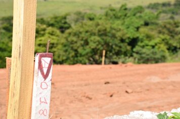 Avança a construção das 50 casas CDHU de Pompeia