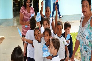 Alunos participam de atividades no dia da água