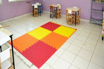 Administração tina januário adquire tatames de borracha e.v.a para creches
