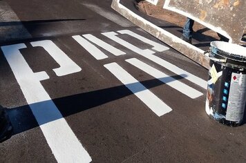 Pintura e sinalização de solo são reforçadas para melhorar o trânsito em pompeia