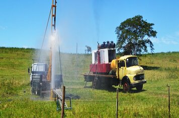 SAAE amplia abastecimento de água na cidade com aprofundamento de poço artesiano