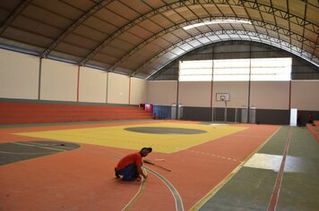 Prefeitura conclui reforma do Ginásio de Esportes do Lacombe