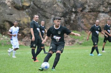 Queiroz e Amigos do Dê estão na final do Campeonato Amador
