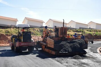 Prefeitura investe em infraestrutura com pavimentação de área anexa ao Residencial Pompeia E