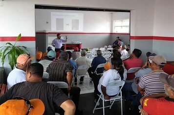 Servidores municipais participam de palestras da SIPAT