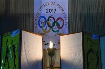 Cerimônia de abertura marca o resgate da tradição dos jogos da primavera em pompeia