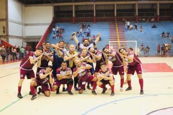 Pompeiana brilha e conquista o título do Campeonato de Futsal de Férias