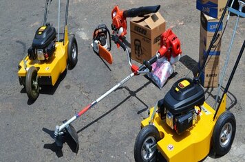 Prefeitura adquire novos equipamentos para o setor de serviços urbanos