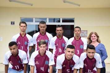 Equipe de futsal de Pompeia viaja para a disputa da fase estadual dos Jogos Abertos da Juventude