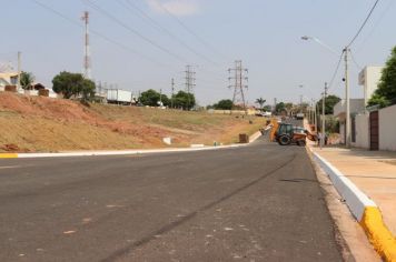 Prefeitura realiza cerimônia de entrega da pavimentação do prolongamento da Avenida Mauro Lazarini nesta terça-feira