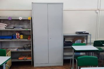 Secretaria da Educação adquire 100 armários de aço para as escolas