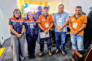 Defesa Civil de Pompeia participa do 1º Congresso Internacional de Resiliência Climática e realiza ação de conscientização sobre fortes chuvas e deslizamentos