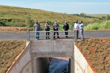 Administração municipal conclui obra da travessia em aduela no quilômetro 5 da vicinal Tufic Baracat