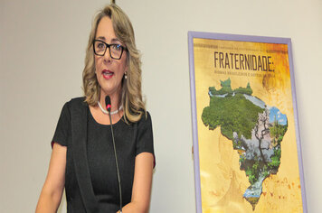 Prefeita Tina Januário participa de lançamento da Campanha da Fraternidade 2017