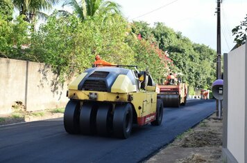 ASFALTO NOVO: Recapeamento avança pelo Jardim Primavera, Núcleo Bandeirantes e Chácaras Paraíso