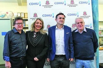 Prefeita Tina se reúne com Presidente da CDHU para tratar da construção das 50 casas de Paulópolis