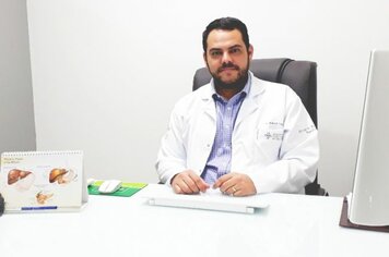 Paciente que recebeu 1º transplante de fígado via SUS em Pompeia tem alta e passa bem