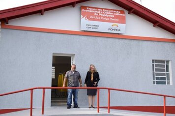 Prefeita Tina e vereador Leão visitam novo Centro Cultural e Espaço de Capacitação Profissional de Paulópolis