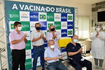 Pompeia dá início à vacinação contra a COVID-19