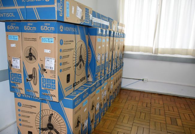 Educação recebe novos ventiladores, fogões e fornos