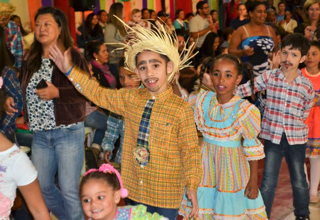 Secretaria da Educação divulga calendário de festas juninas das escolas de Pompeia
