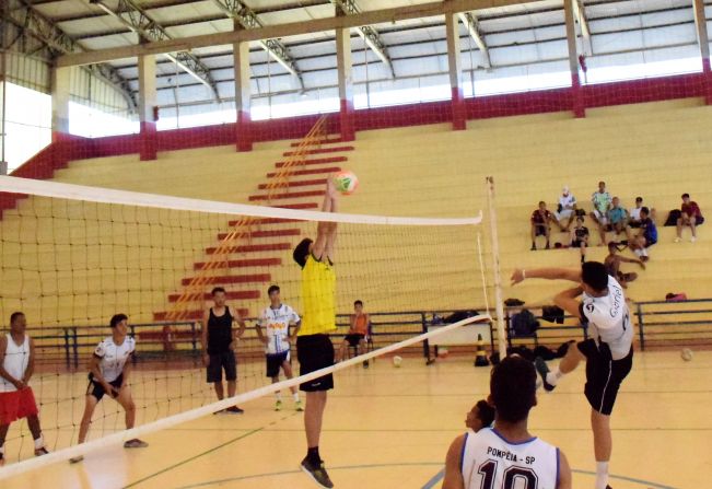 Atletas de Pompeia se preparam para a 36ª edição dos Jogos Abertos da Juventude 