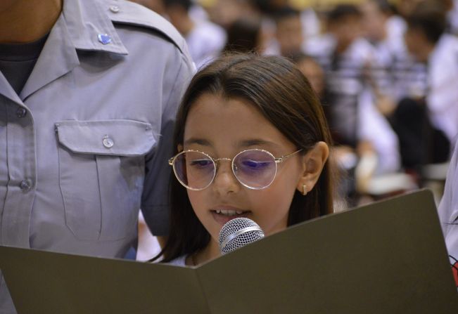 Estudantes pompeianos concluem o PROERD e participam de grande formatura 