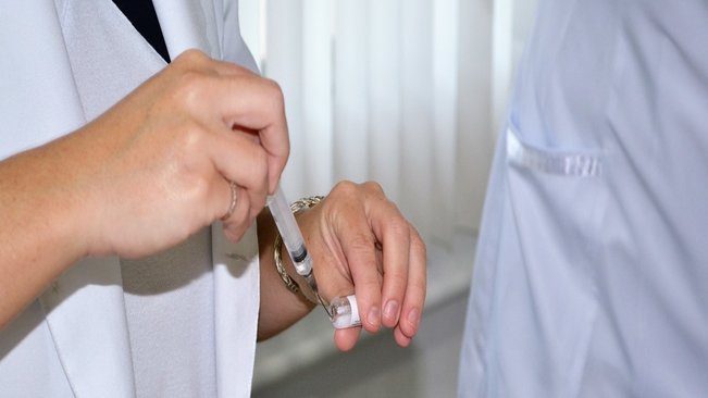 Vacinação contra a gripe segue até o dia 26