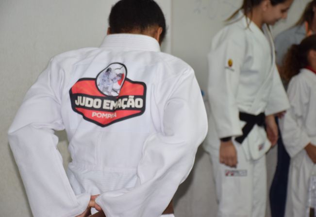 Judocas de Pompeia são destaques no Paulista Interregional 